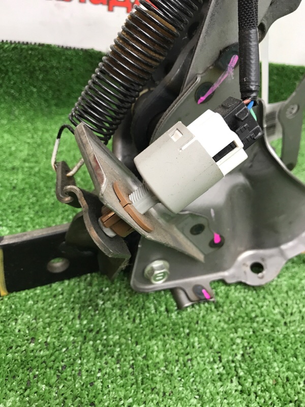 Педаль тормоза Toyota Estima 2008 ACR50W