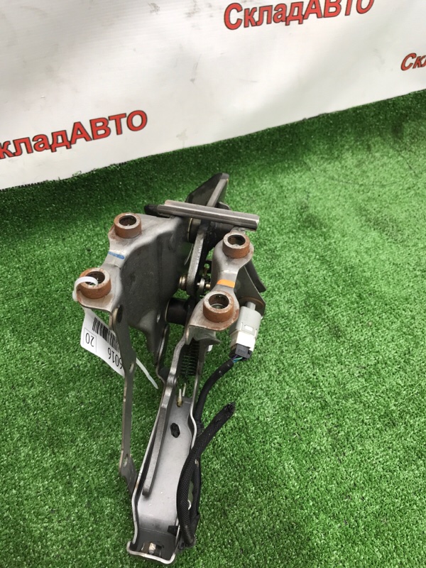 Педаль тормоза Toyota Estima 2008 ACR50W