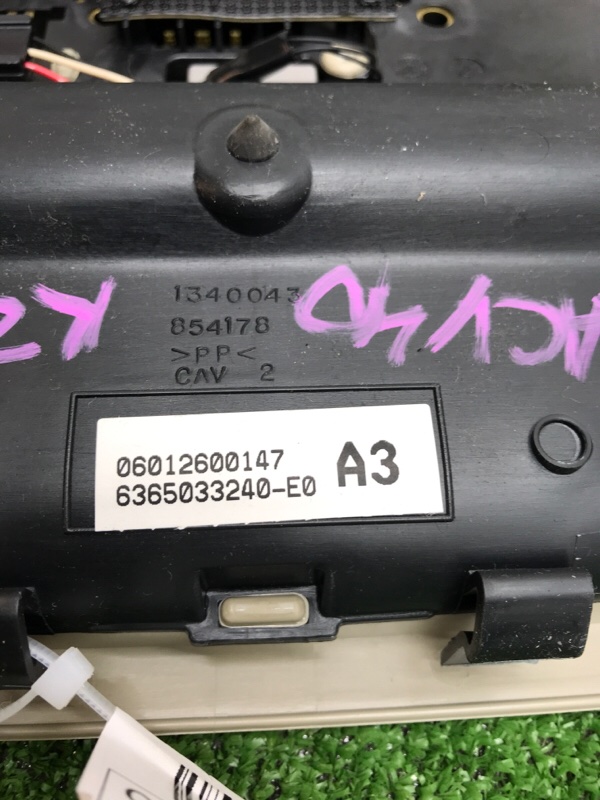 Плафон подсветки салона Toyota Camry 2006 ACV40