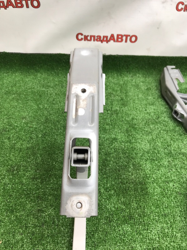 Петли крышки багажника Toyota Camry 2006 ACV40