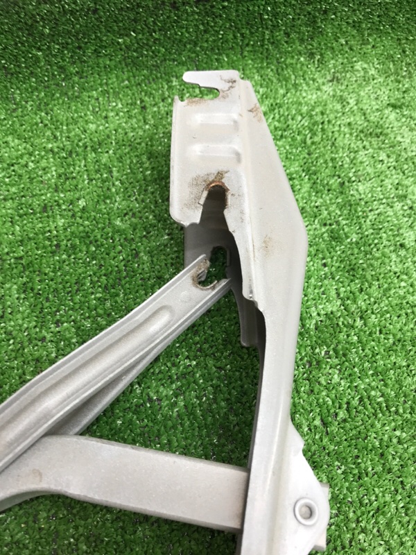 Петли крышки багажника Toyota Camry 2006 ACV40