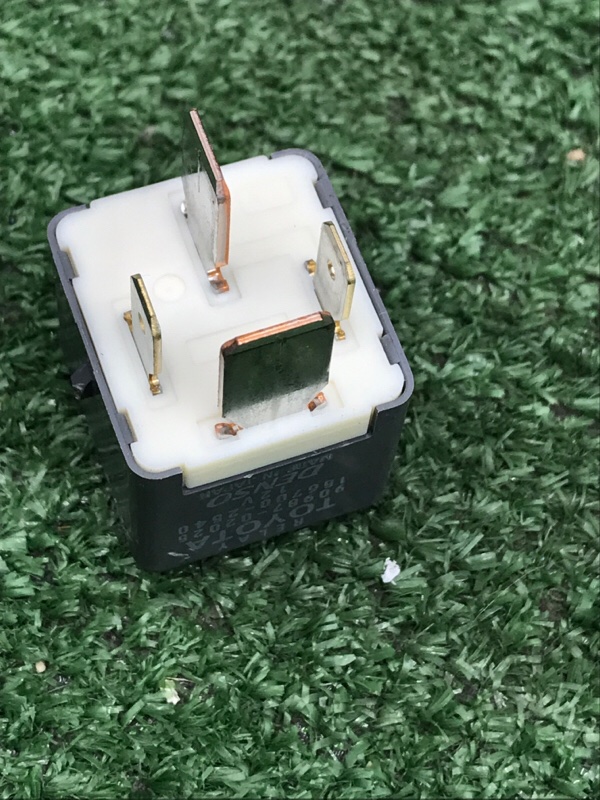 Реле Toyota Camry 2006 ACV40