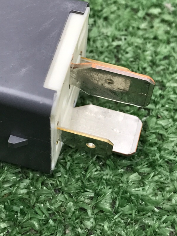 Реле Toyota Camry 2006 ACV40