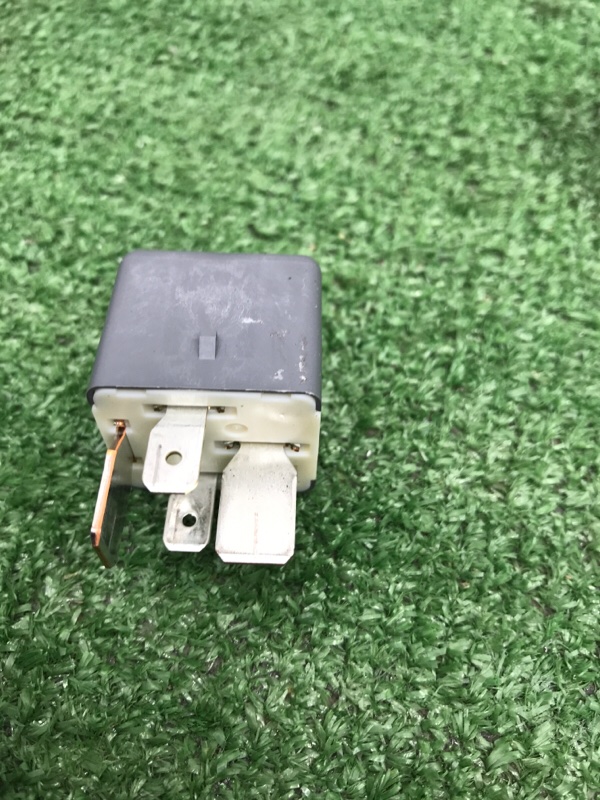 Реле Toyota Camry 2006 ACV40