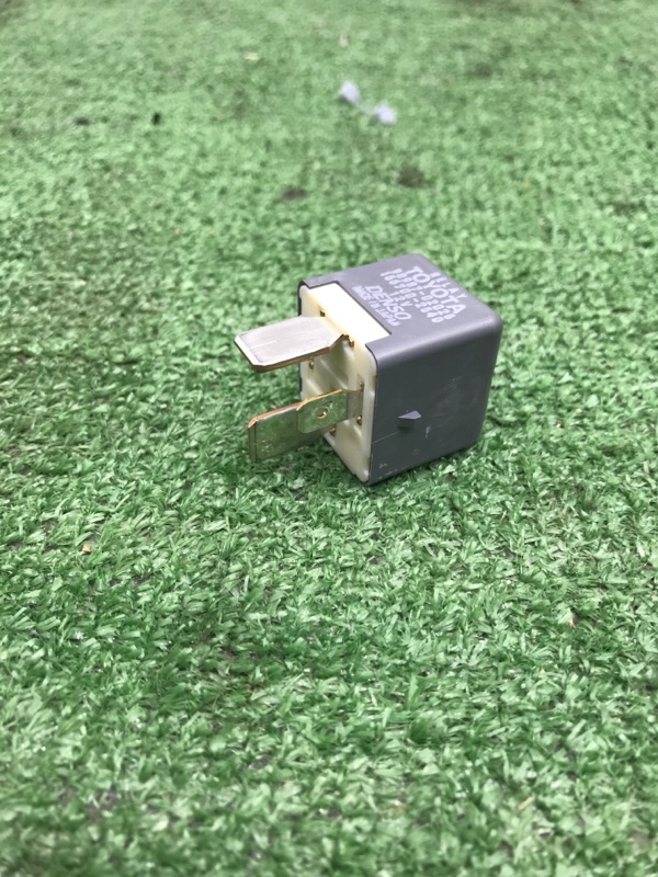 Реле Toyota Camry 2006 ACV40