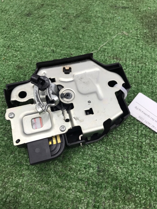 Замок крышки багажника Toyota Camry 2006 ACV40