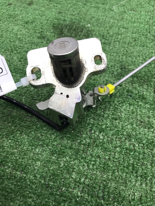 Личинка замка багажника Toyota Camry 2007 ACV40