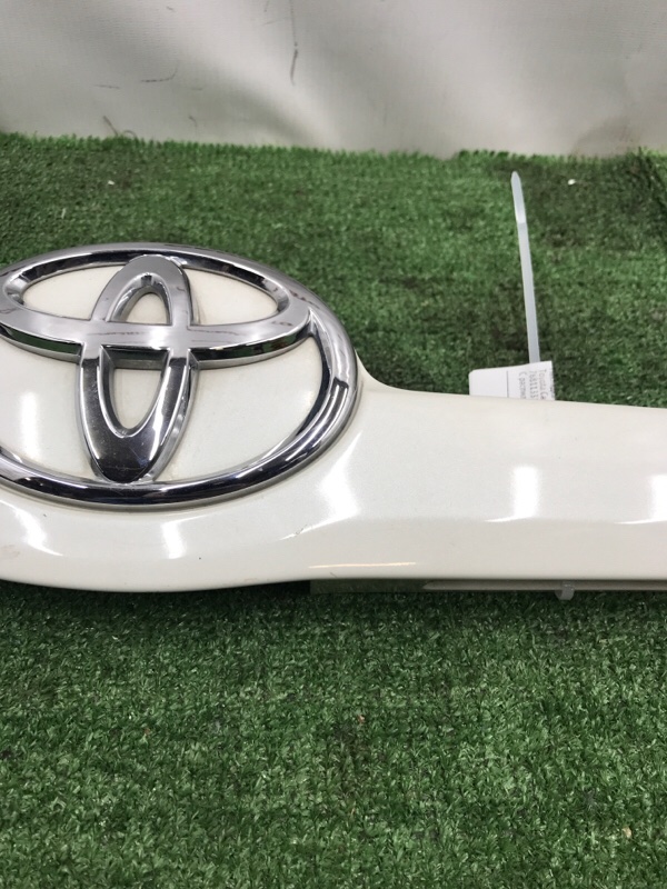 Накладка крышки багажника Toyota Camry 2007 ACV40