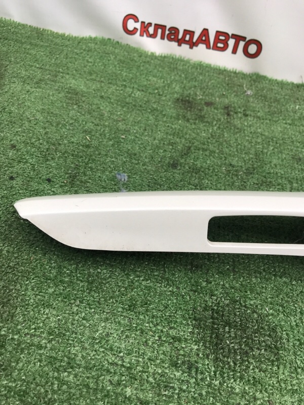 Накладка крышки багажника Toyota Camry 2007 ACV40