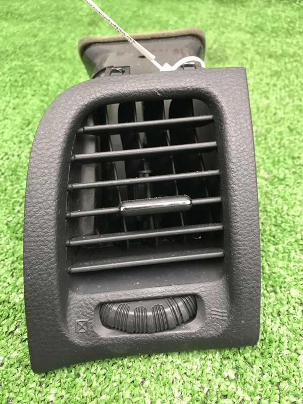 Дефлектор воздуховода Toyota Estima 2003 ACR40W