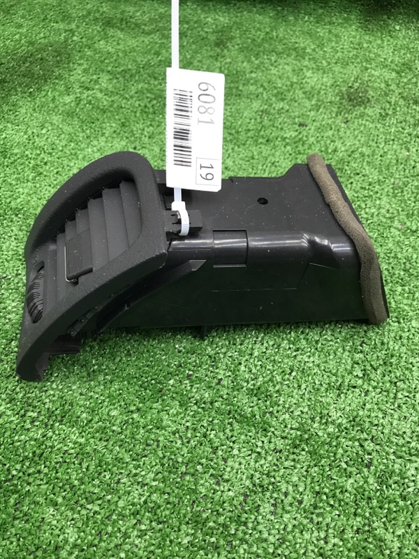 Дефлектор воздуховода Toyota Estima 2003 ACR40W