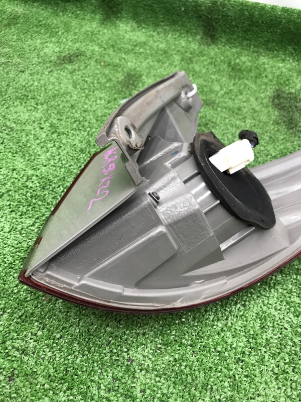 Фонарь в крыло Toyota Estima 2008 ACR50W