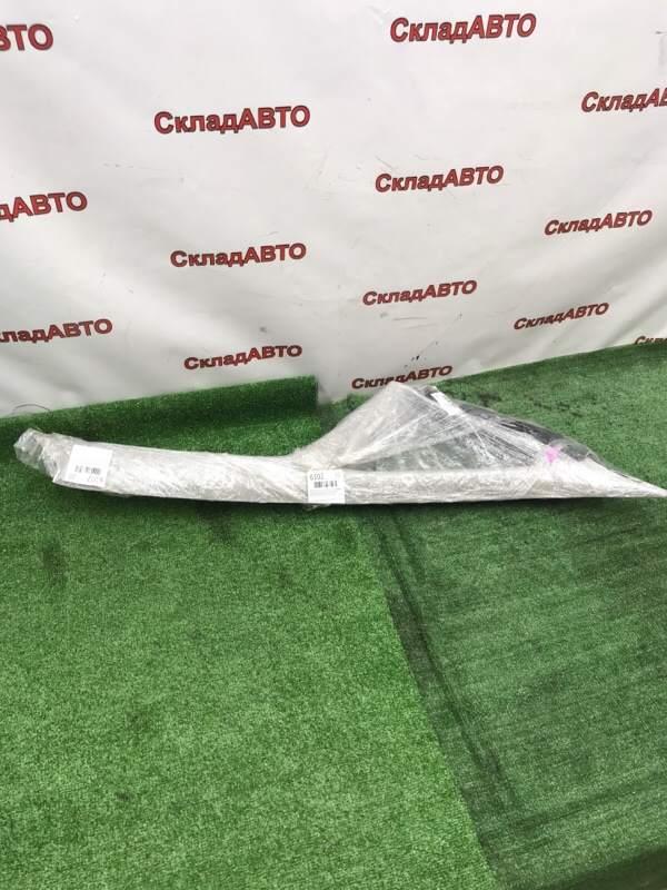 Накладка стойки лобового стекла Toyota Estima 2008 ACR50W