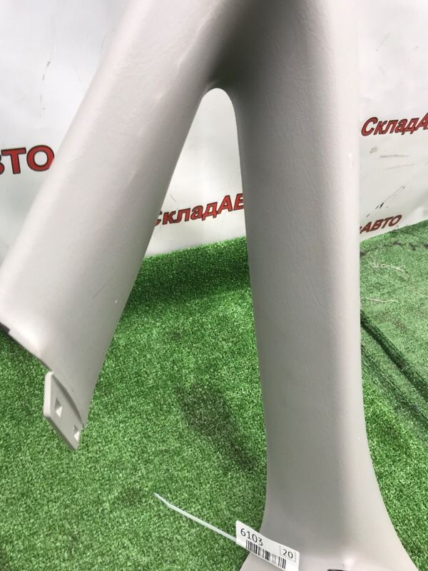 Накладка стойки лобового стекла Toyota Estima 2008 ACR50W