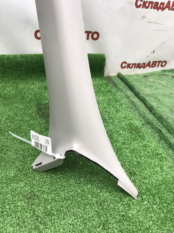 Накладка стойки лобового стекла Toyota Estima 2008 ACR50W