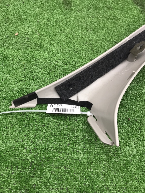 Накладка стойки лобового стекла Toyota Estima 2008 ACR50W