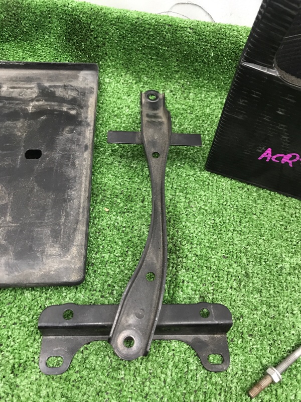 Поддон АКБ Toyota Estima 2008 ACR50W