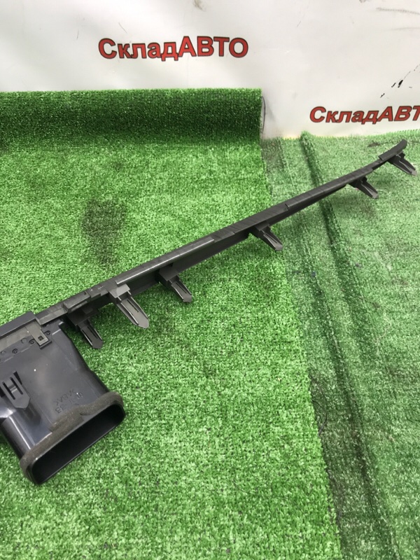 Накладка на торпедо Toyota Estima 2008 ACR50W