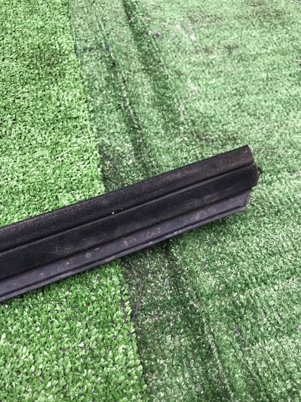 Бархотка двери Subaru Outback 2013 BRM