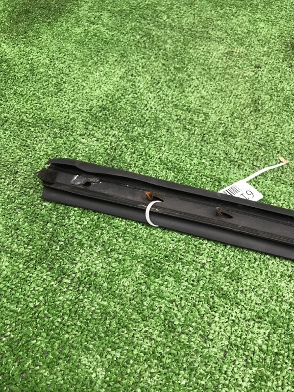 Бархотка двери Subaru Outback 2013 BRM