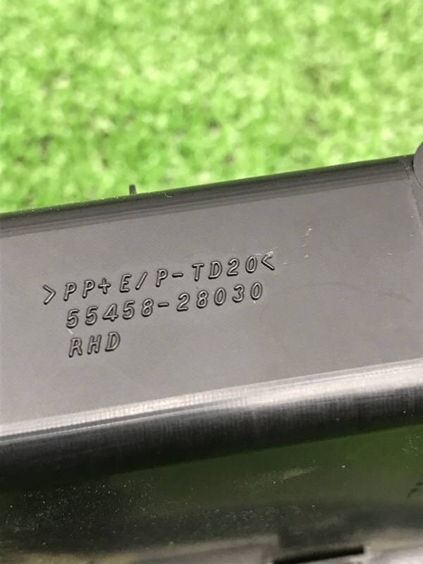 Консоль панели приборов Toyota Estima 2008 ACR50W