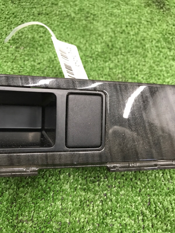 Консоль панели приборов Toyota Estima 2008 ACR50W