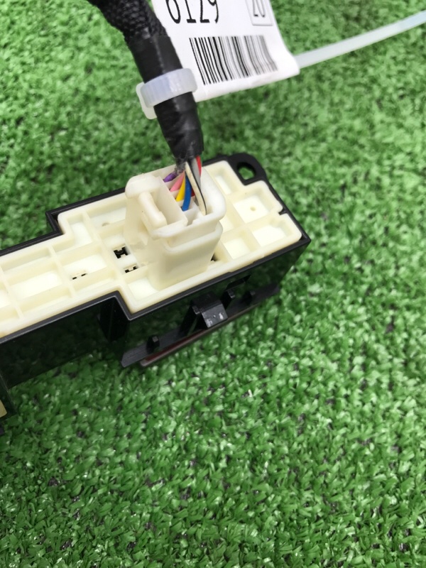 Кнопка аварийной сигнализации Toyota Estima 2008 ACR50W