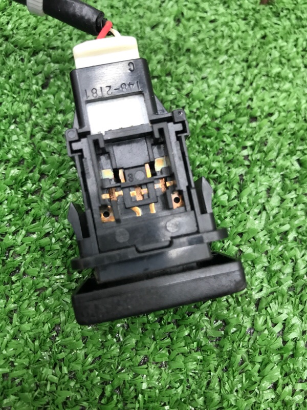 Кнопка открытия двери Toyota Estima 2008 ACR50W