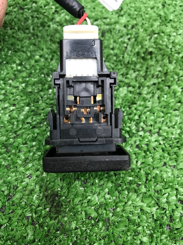 Кнопка открытия двери Toyota Estima 2008 ACR50W