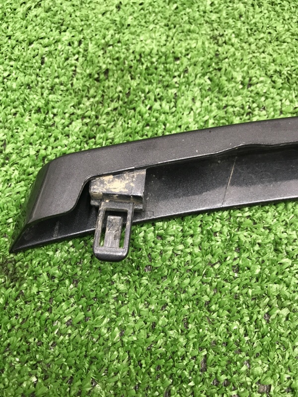 Накладка решетки радиатора