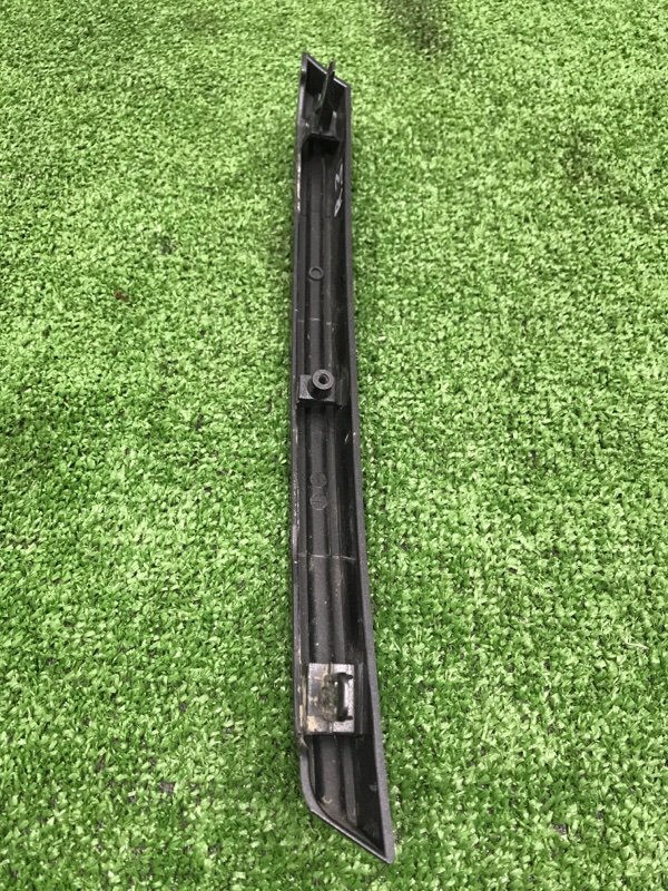 Накладка решетки радиатора