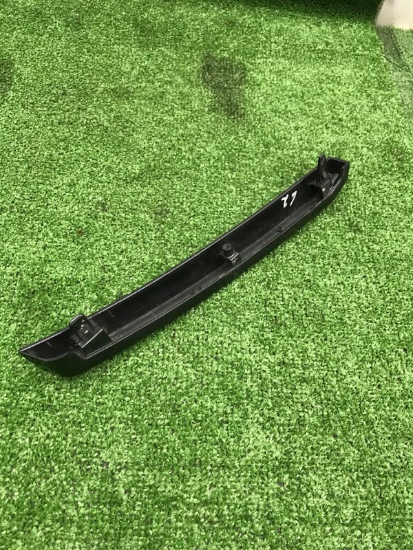 Накладка решетки радиатора