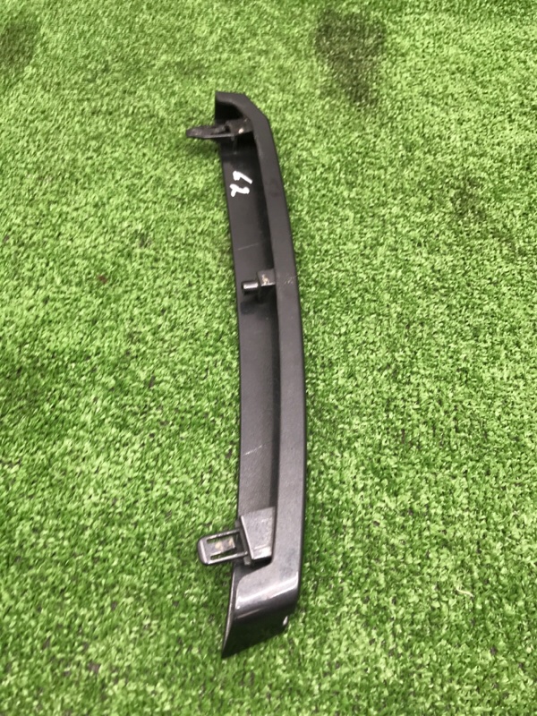 Накладка решетки радиатора