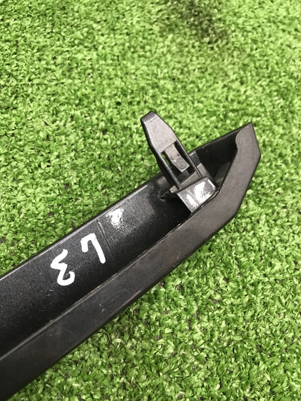 Накладка решетки радиатора