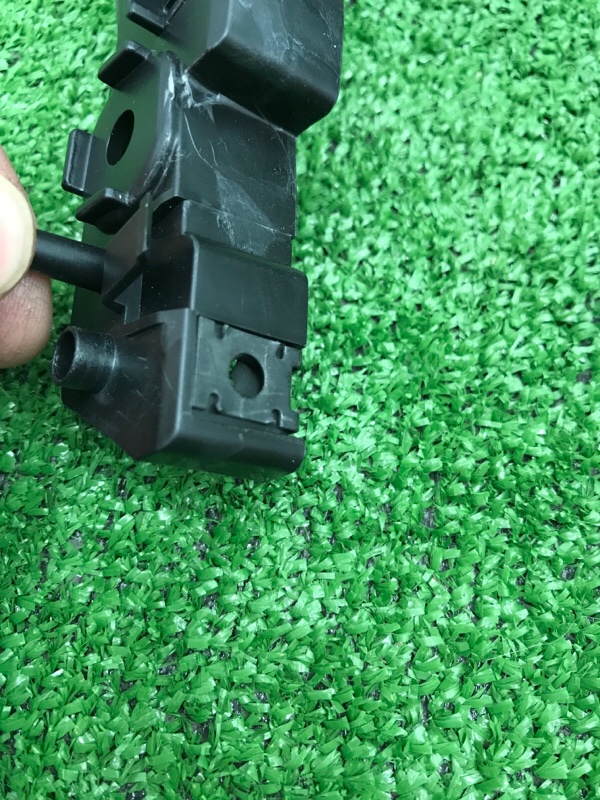 Кронштейн бампера