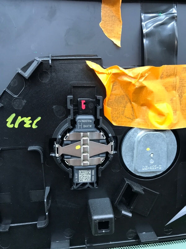 Стекло лобовое