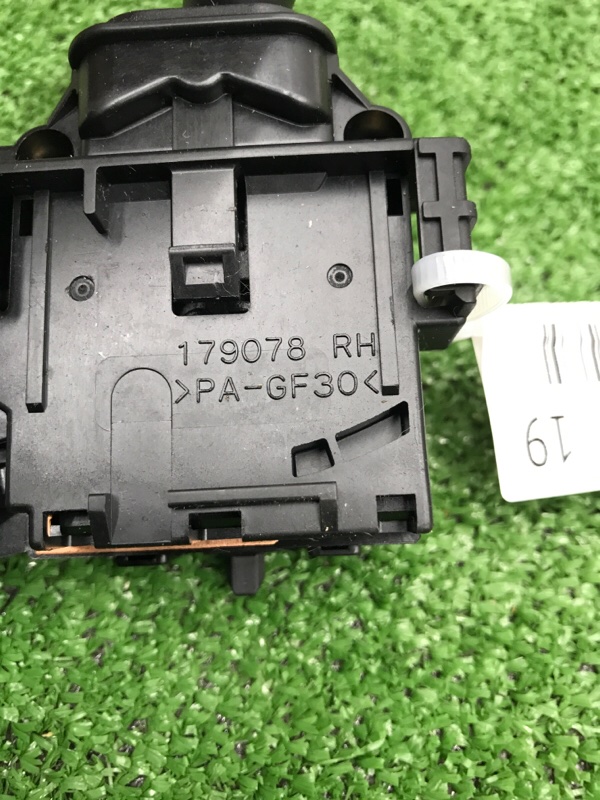 Подрулевой переключатель дворников Toyota Estima 2003 ACR40W