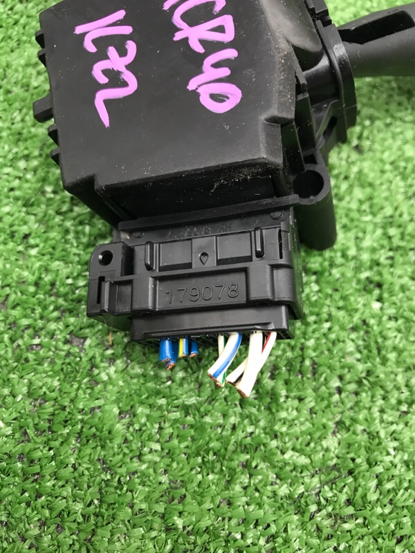 Подрулевой переключатель дворников Toyota Estima 2003 ACR40W