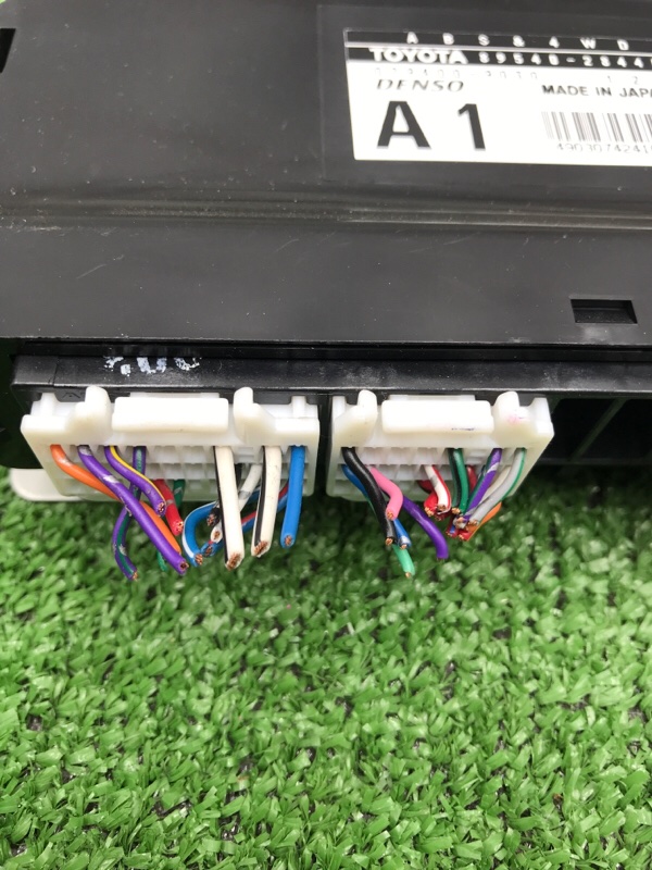 Блок ABS Toyota Estima 2003 ACR40W