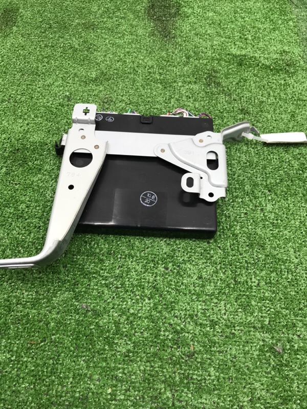 Блок ABS Toyota Estima 2003 ACR40W