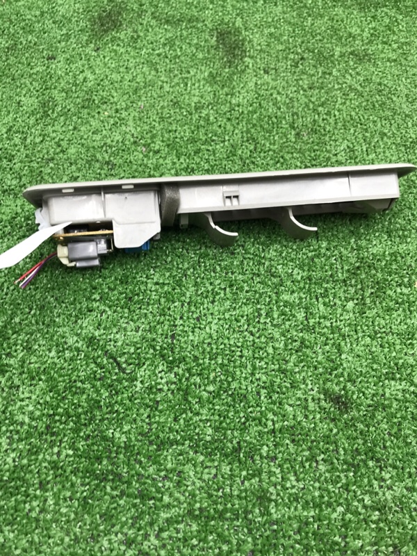 Плафон подсветки салона Toyota Estima 2003 ACR40W