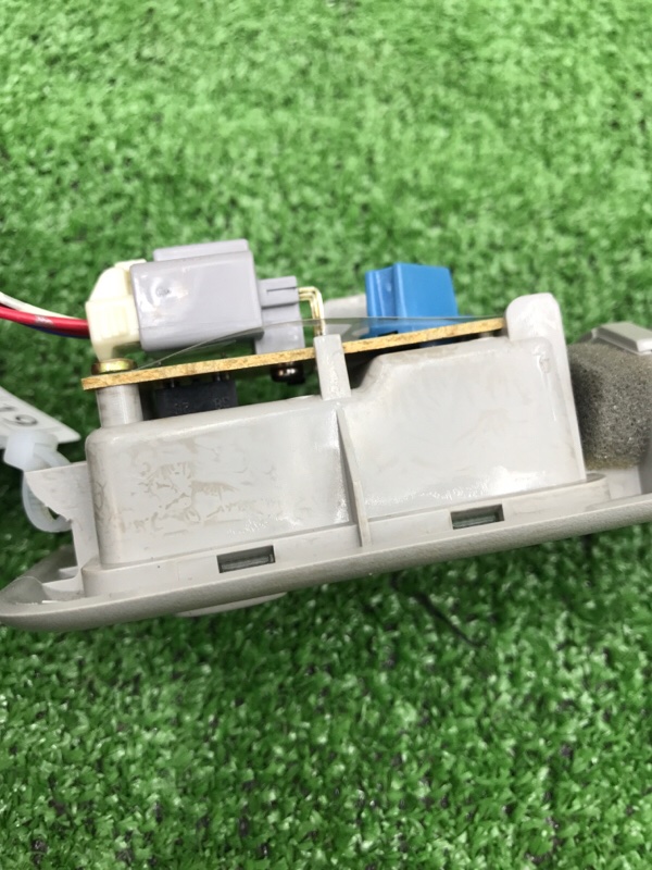 Плафон подсветки салона Toyota Estima 2003 ACR40W