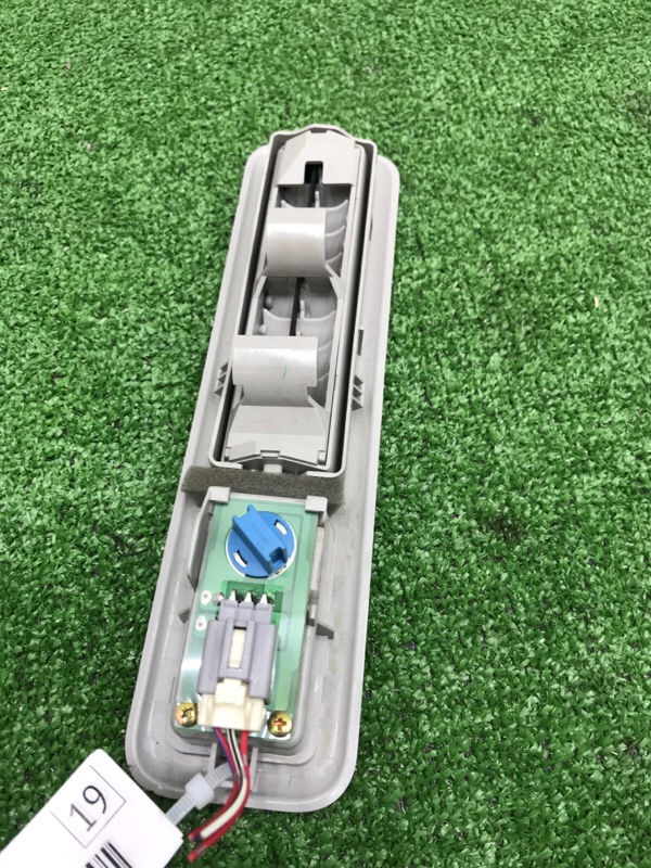 Плафон подсветки салона Toyota Estima 2003 ACR40W