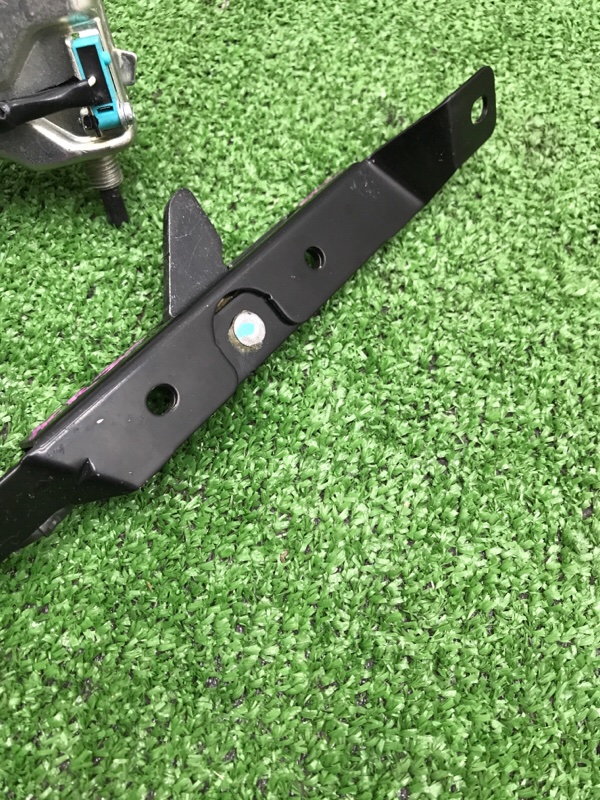 Ограничитель двери Toyota Estima 2008 ACR50W