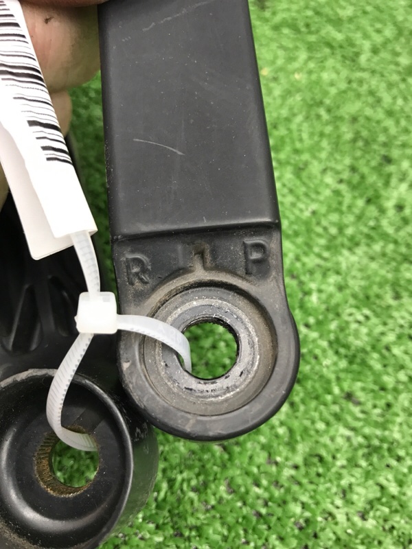 Поводок дворников Toyota Estima 2008 ACR50W