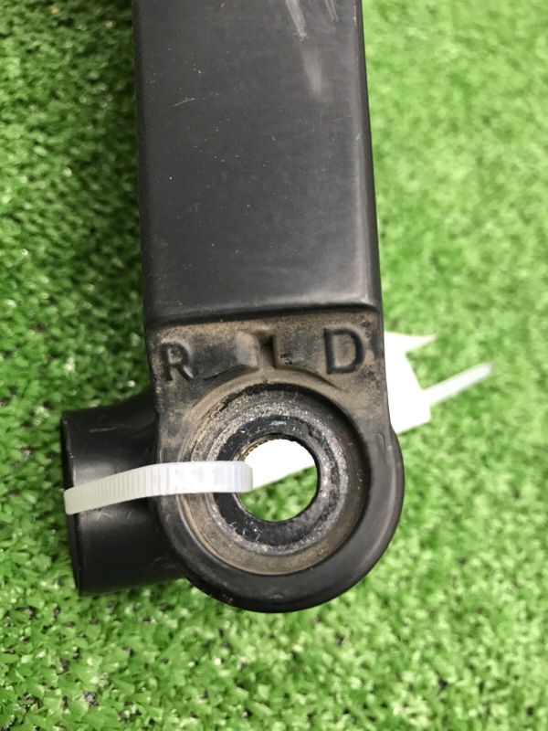 Поводок дворников Toyota Estima 2008 ACR50W