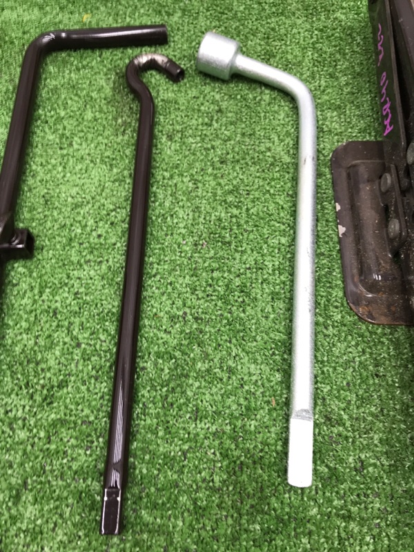 Домкрат Toyota Estima 2003 ACR40W