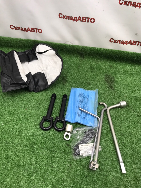 Набор инструментов Toyota Estima 2008 ACR50W