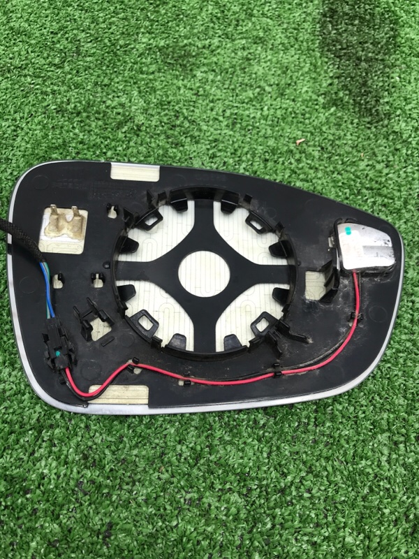 Зеркальный элемент