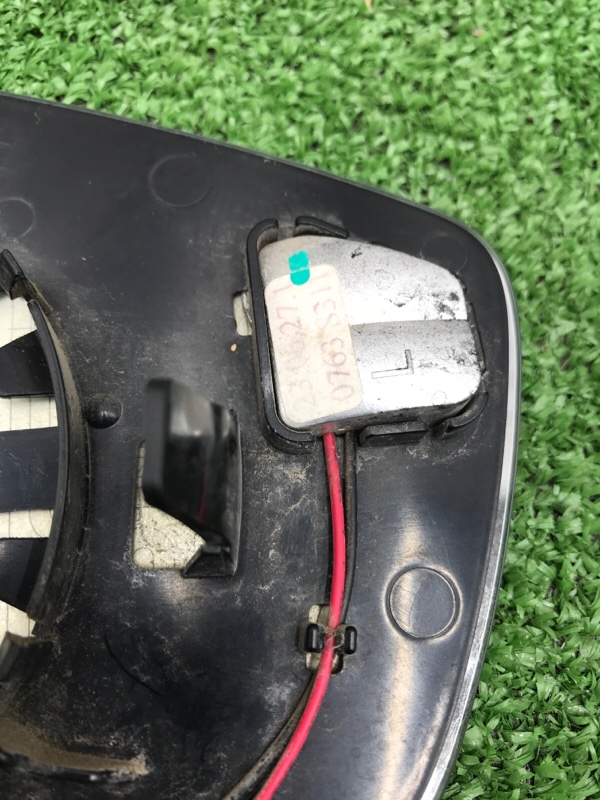 Зеркальный элемент